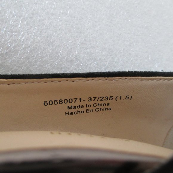 CHARLES & KEITH SILVER GLITTER PUMPS - Picture 11 of 16